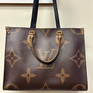 Louis Vuitton Reverse Monogram Giant Onthego MM Handbag